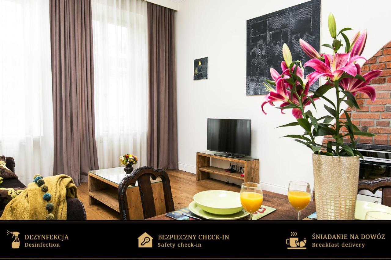Old Town Brigue Apartment By Otium Krasków Εξωτερικό φωτογραφία