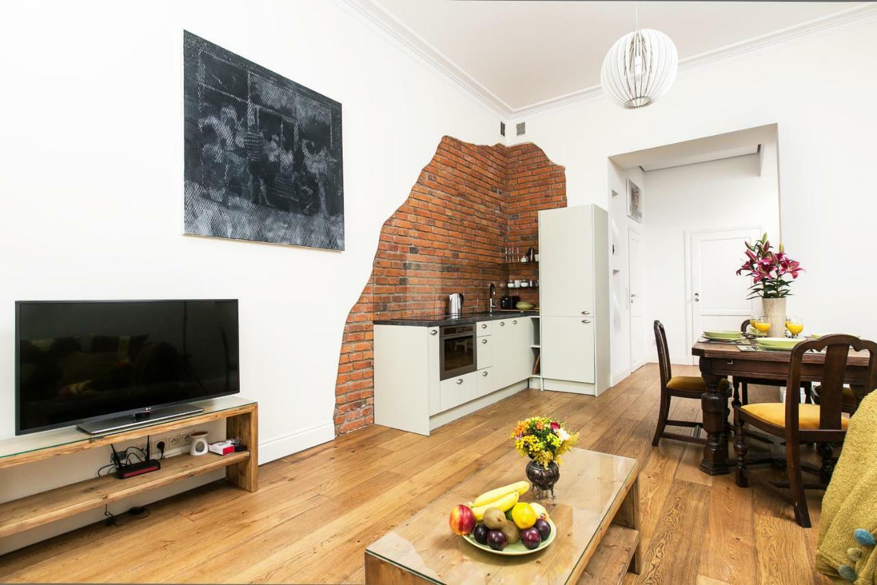 Old Town Brigue Apartment By Otium Krasków Εξωτερικό φωτογραφία